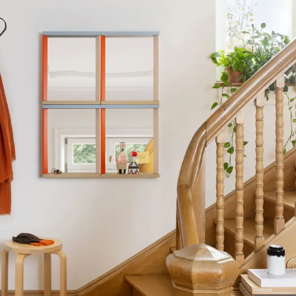 Spcchio Colour Frame Mirror di Vitra