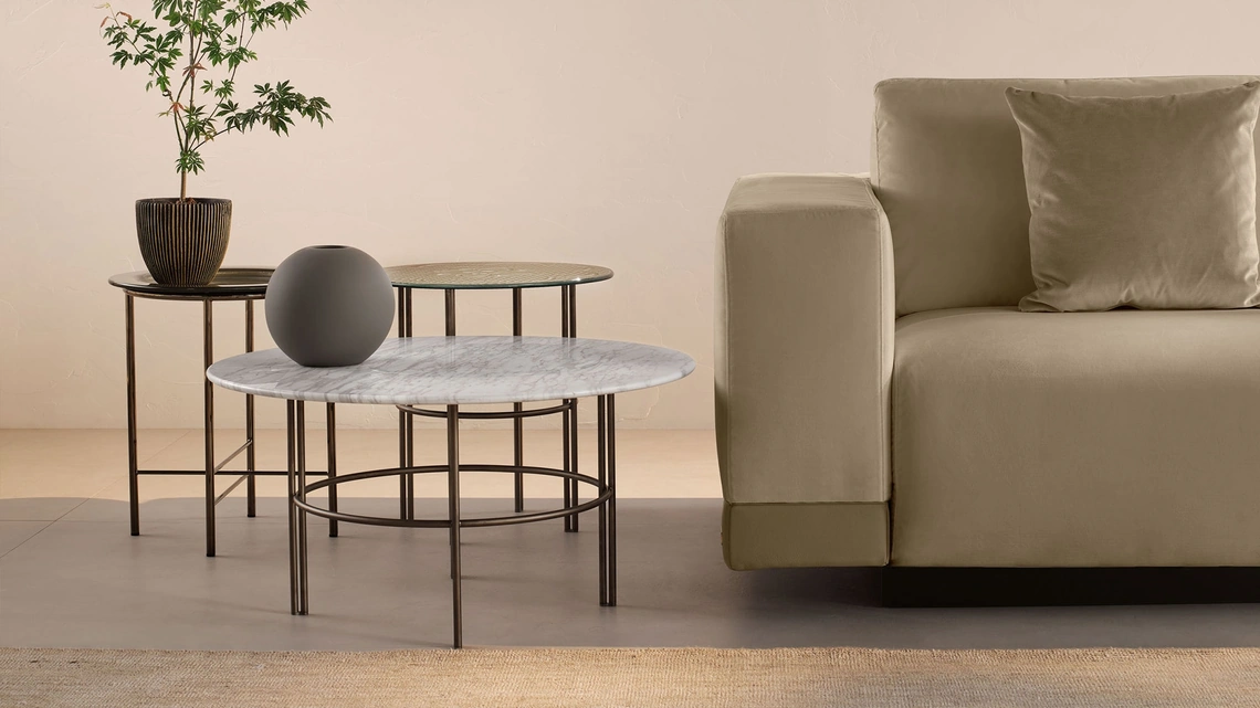 Tavolino con top in marmo o vetro Cristaline di Fiam