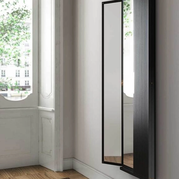 Specchio Lungo Duo in frassino massello di Poltrona Frau