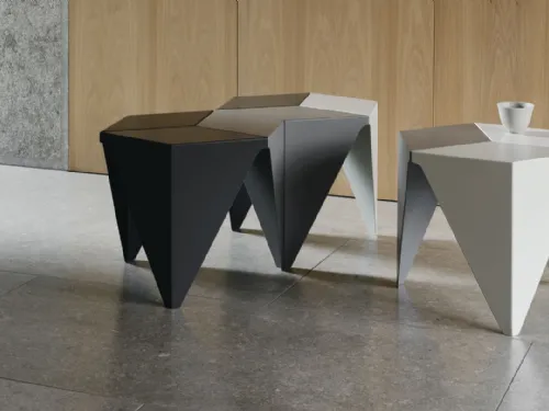 Tavolini in lamiera di metallo Prismatic Table di Vitra