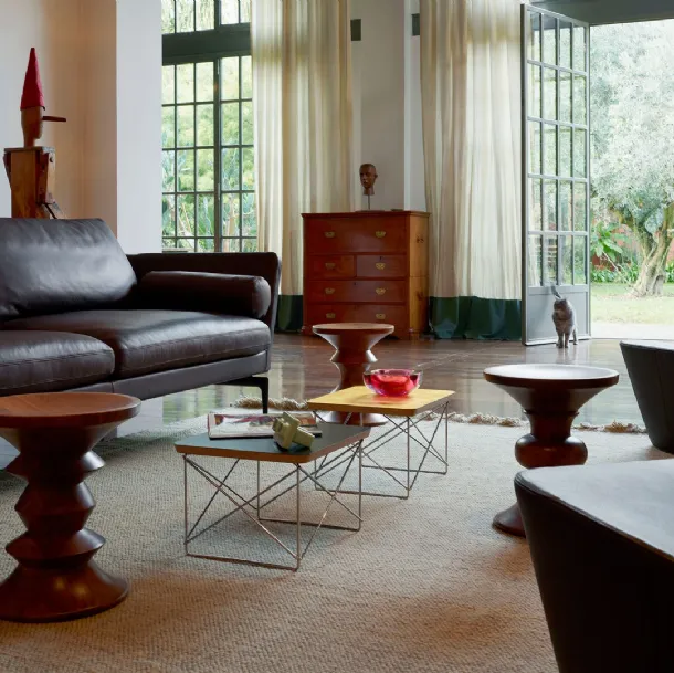 Tavolino con top in legno e base in tondino di acciaio Occasional Table LTR di Vitra