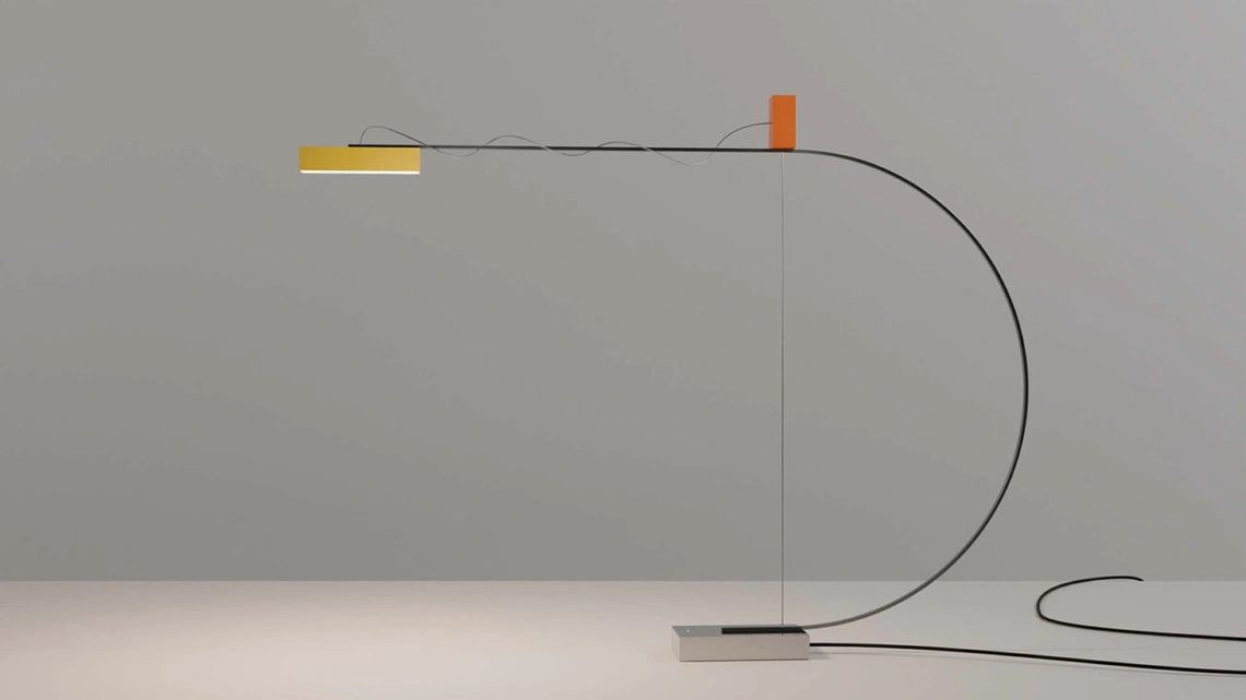 Lampada da terra di design Cupido di Nemo