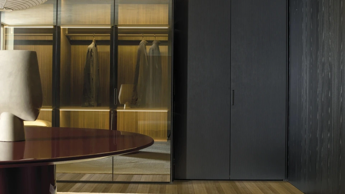 Armadio Gliss Master - Linear Door di Molteni & C