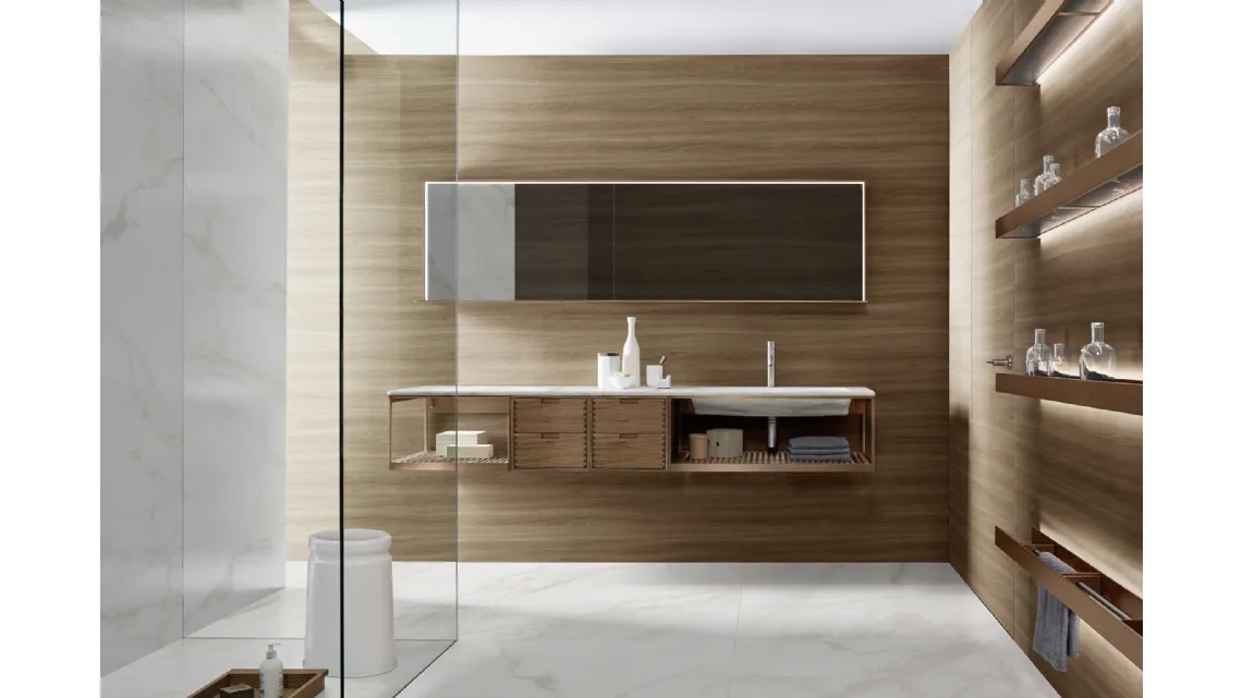 Mobile da Bagno con elementi a giorno con struttura in alluminio laccato e listelli in noce canaletto e top in marmo Fjord 24 08 di Milldue