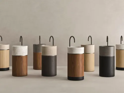 Lavabo verticale in legno con parte superiore in marmo o pietra Roma 24 05 di Milldue