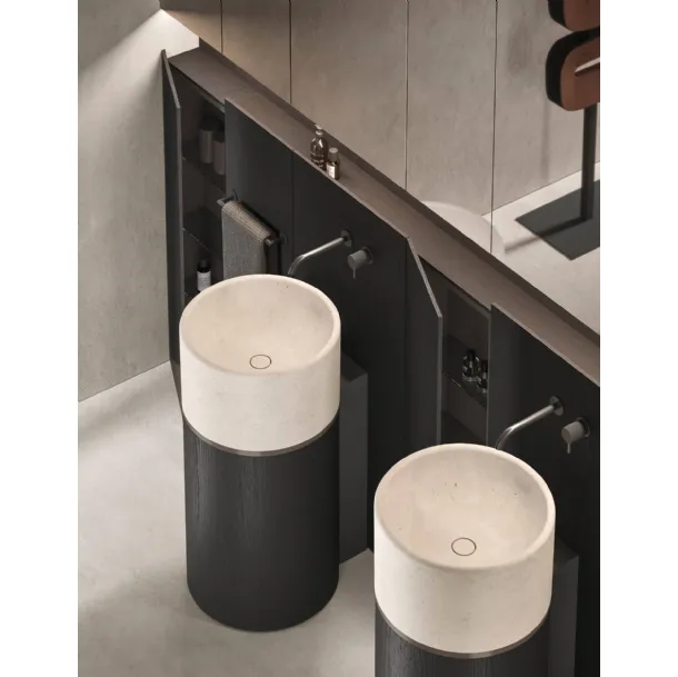 Lavabo Verticale in Rovere Carbone e Marmo Roma 24 04 di Milldue