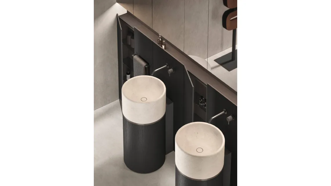Lavabo Verticale in Rovere Carbone e Marmo Roma 24 04 di Milldue