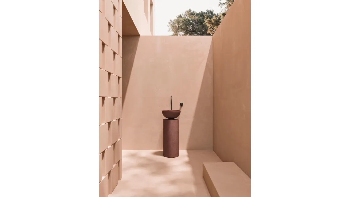 Lavabo da terra in cemento argilla Rosso Saba 24 05 di Milldue