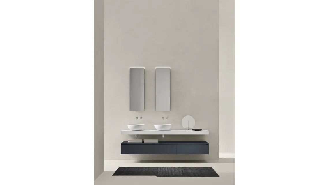 Mobile da Bagno sospeso in laccato Zaffiro opaco Sintesi 24 07 di Milldue