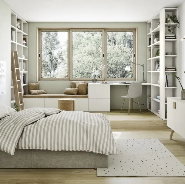Cameretta componibile con scrivania e 2 librerie a muro Next space 01 di Nidi