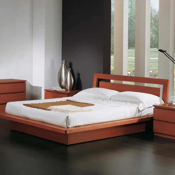 Letto in legno con testiera Greta di Fratelli Elli