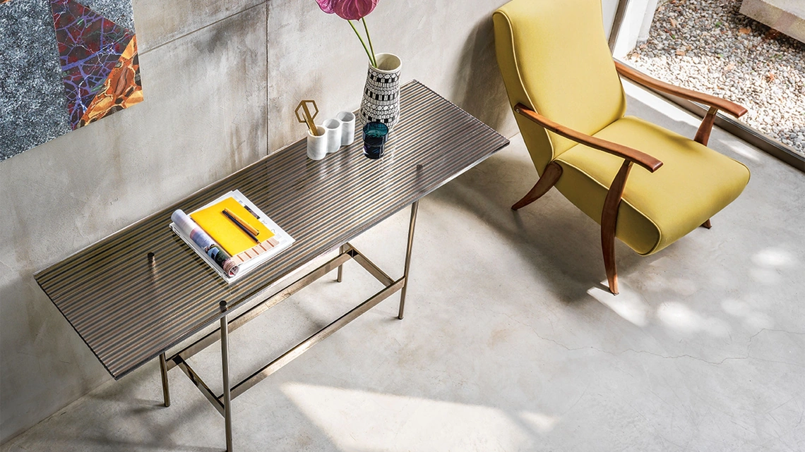 Mobile ingresso Consolle Waves con top in vetro di Fiam