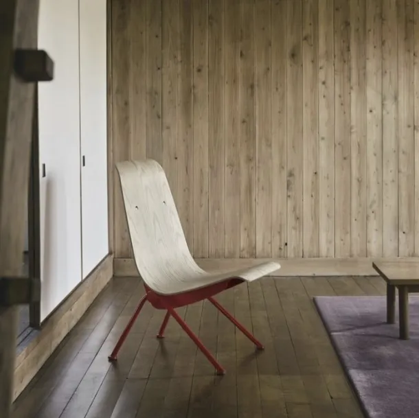 Poltroncina in legno Antony Limited Edition 2025 di Vitra