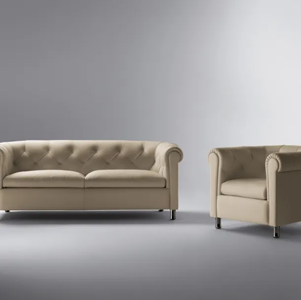 Poltroncina in pelle Arcadia di Poltrona Frau