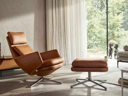 Poltrona in pelle Grand Relax & Ottoman di Vitra