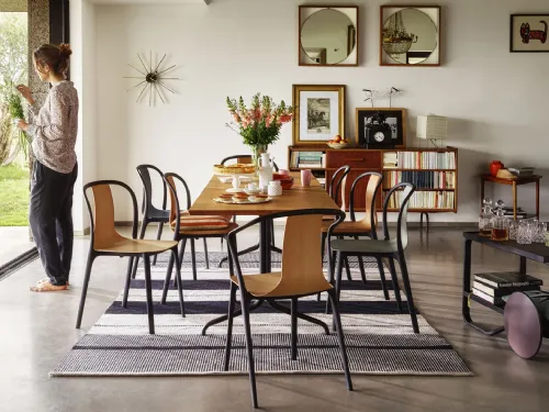 Sedia in legno di rovere con o senza braccioli Belleville Wood di Vitra