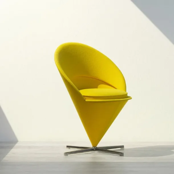 Sedia di design in tessuto imbottito Cone Chair di Vitra