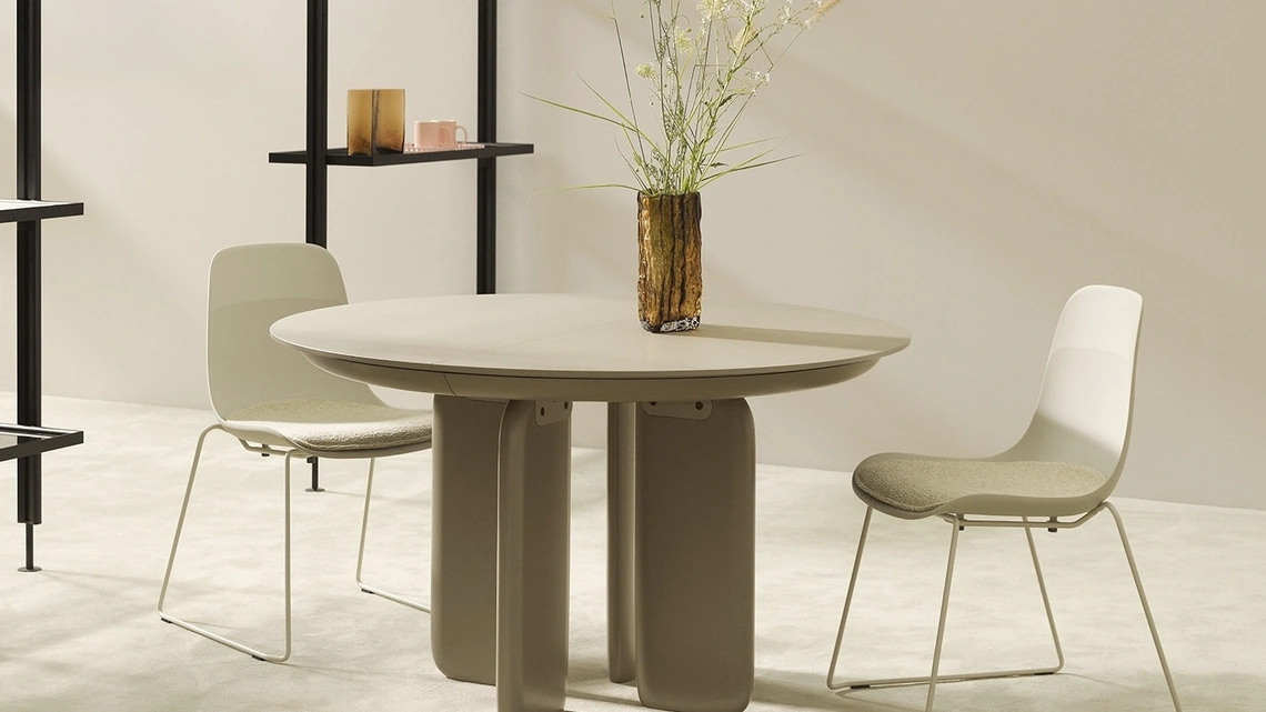 Sedia Elephantino di Kristalia