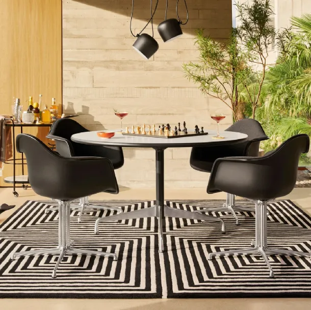 Tavolo Eames Segmented Tables Meeting in HPL bianco di Vitra