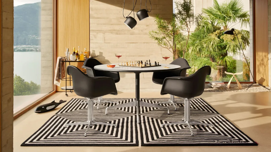 Tavolo Eames Segmented Tables Meeting in HPL bianco di Vitra