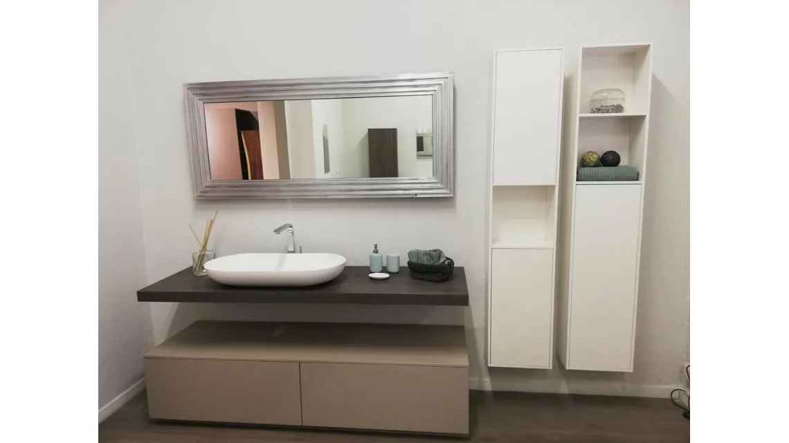 Mobile bagno sospeso di Milldue