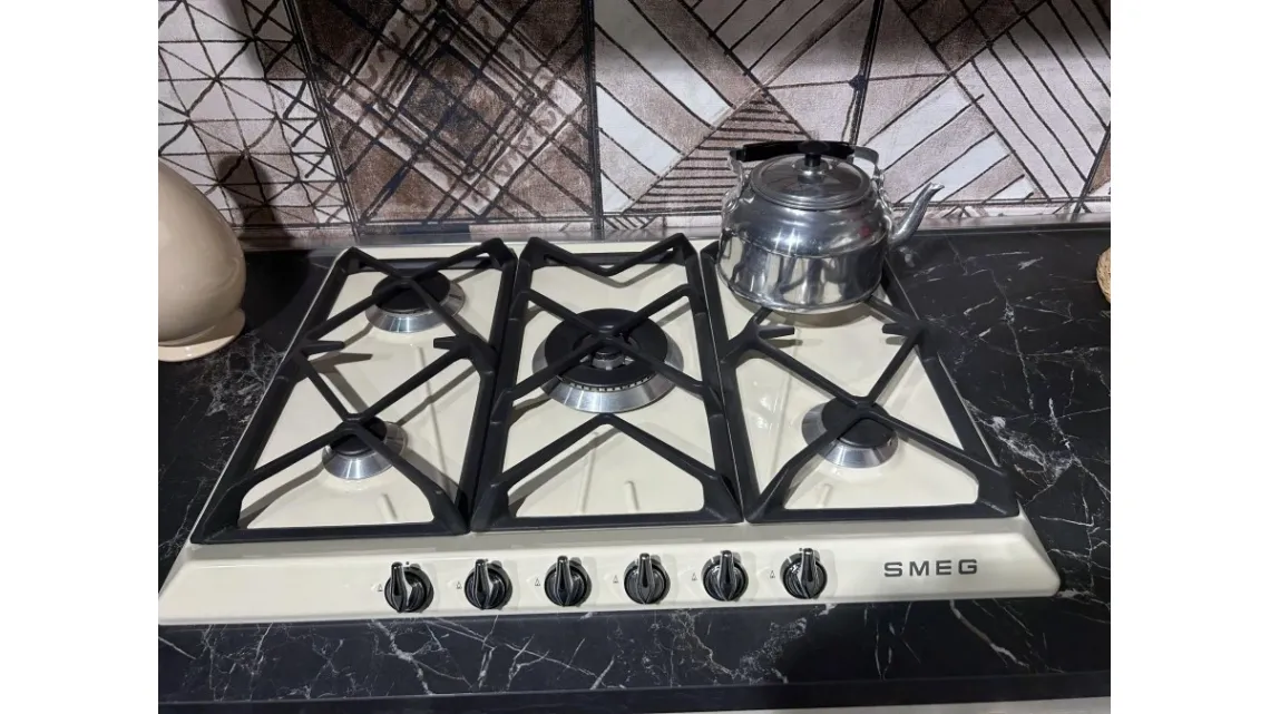 Cucina con penisola Lube Laura