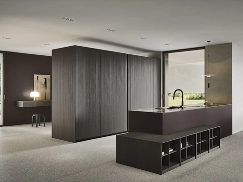 Cucina Design con penisola C04 in laccato e legno di Copat Life