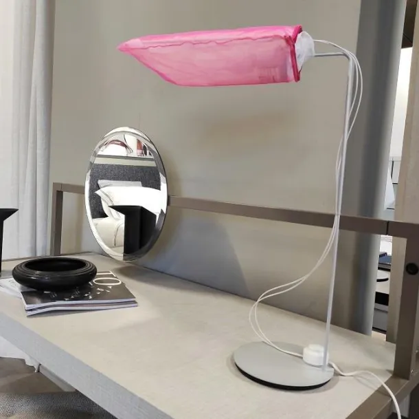 Lampada Brezza in metallo e tessuto scontata