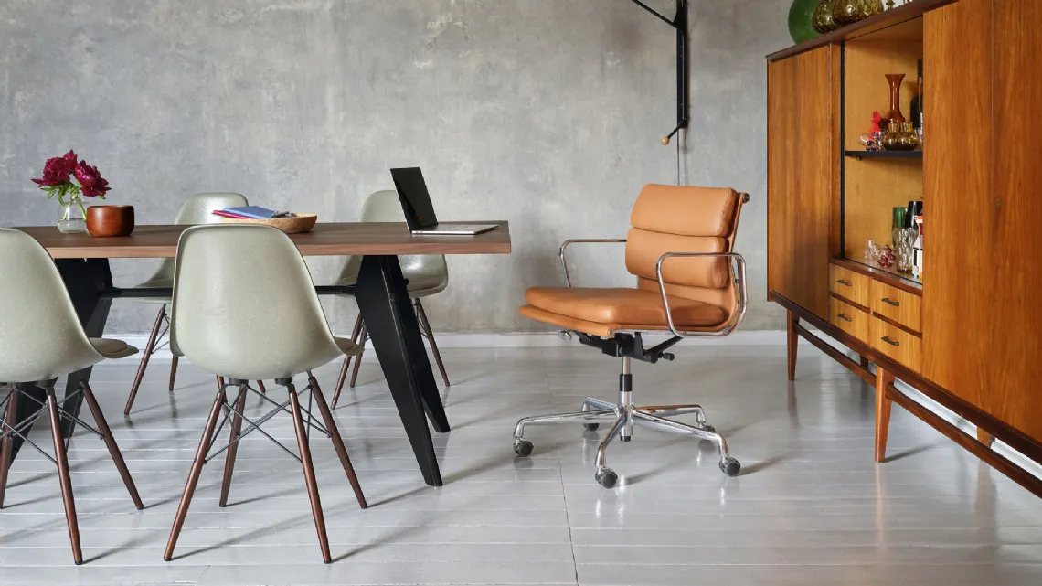 Sedia Operativa Soft Pad Chairs EA di Vitra