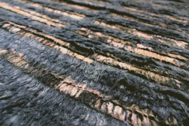 Tappeto Nomad Dune Blu Notte di Carpet Edition