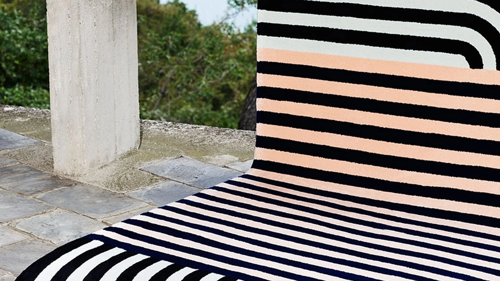 Tappeto Roquebrune Madame C di Carpet Edition