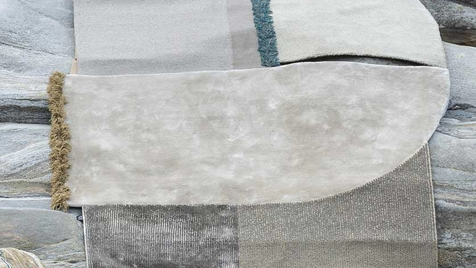 Tappeto Selce Dolomite Greige di Carpet Edition