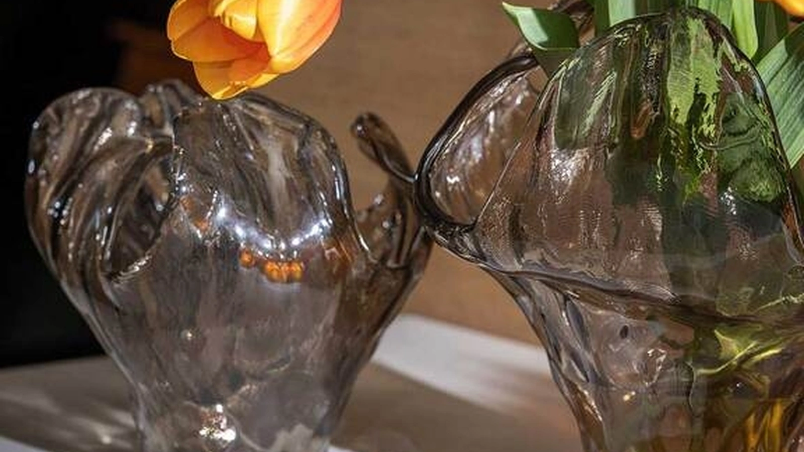 Vaso Water Illusion in vetro riciclato di Poltrona Frau