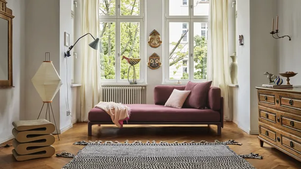 Lampada da terra realizzata a mano in tradizionale carta washi, da artigiani giapponesi, Akari 13A di Vitra