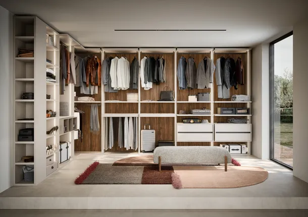 Cabina Armadio Ben in laccato opaco ed Ecolegno di Novamobili