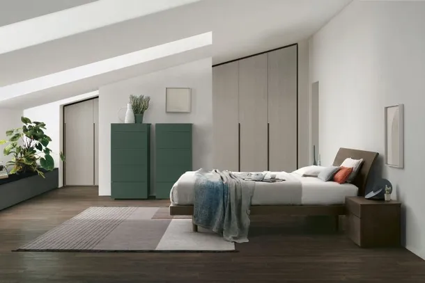 Letto con testiera Clio in legno rovere moka di Tomasella