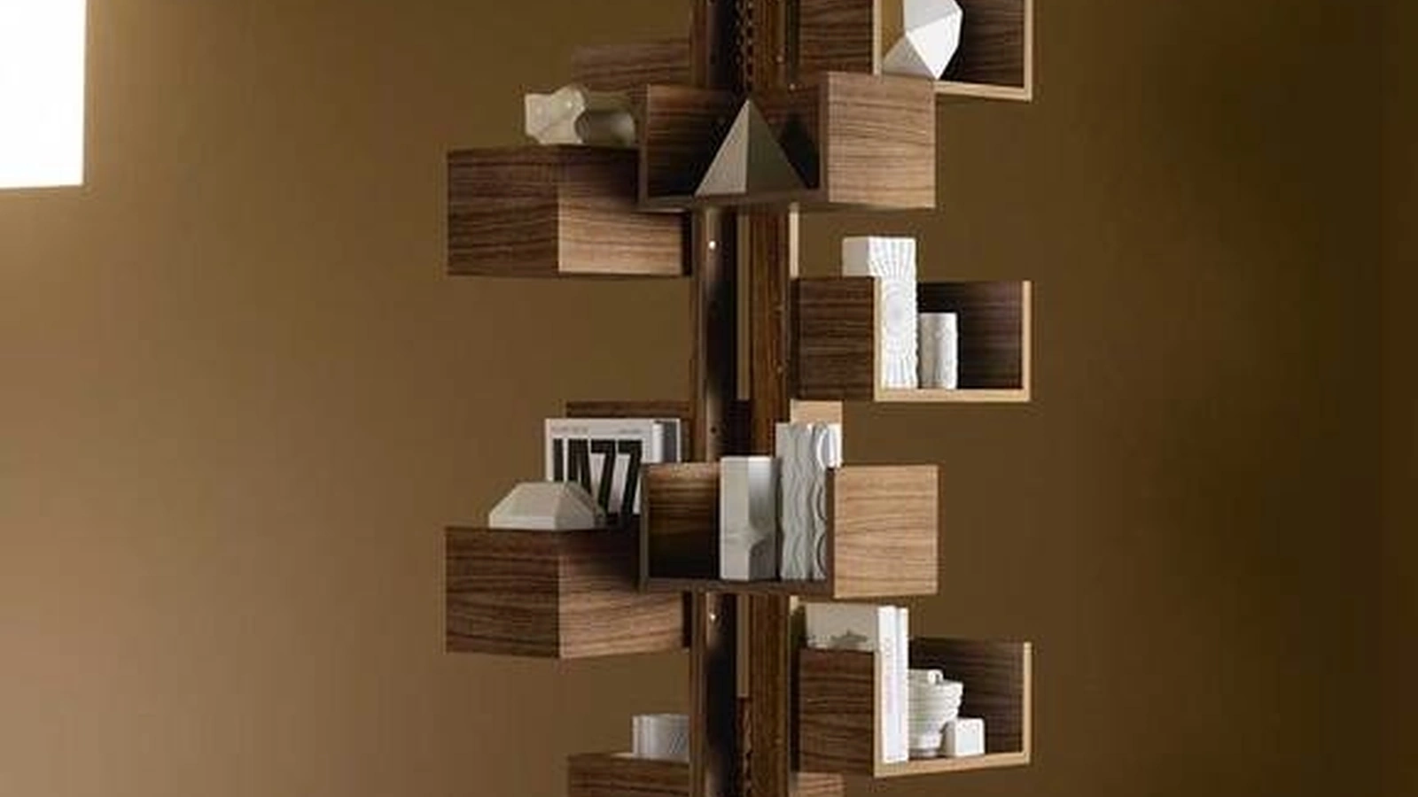 Libreria divisoria Albero in legno massello di Poltrona Frau