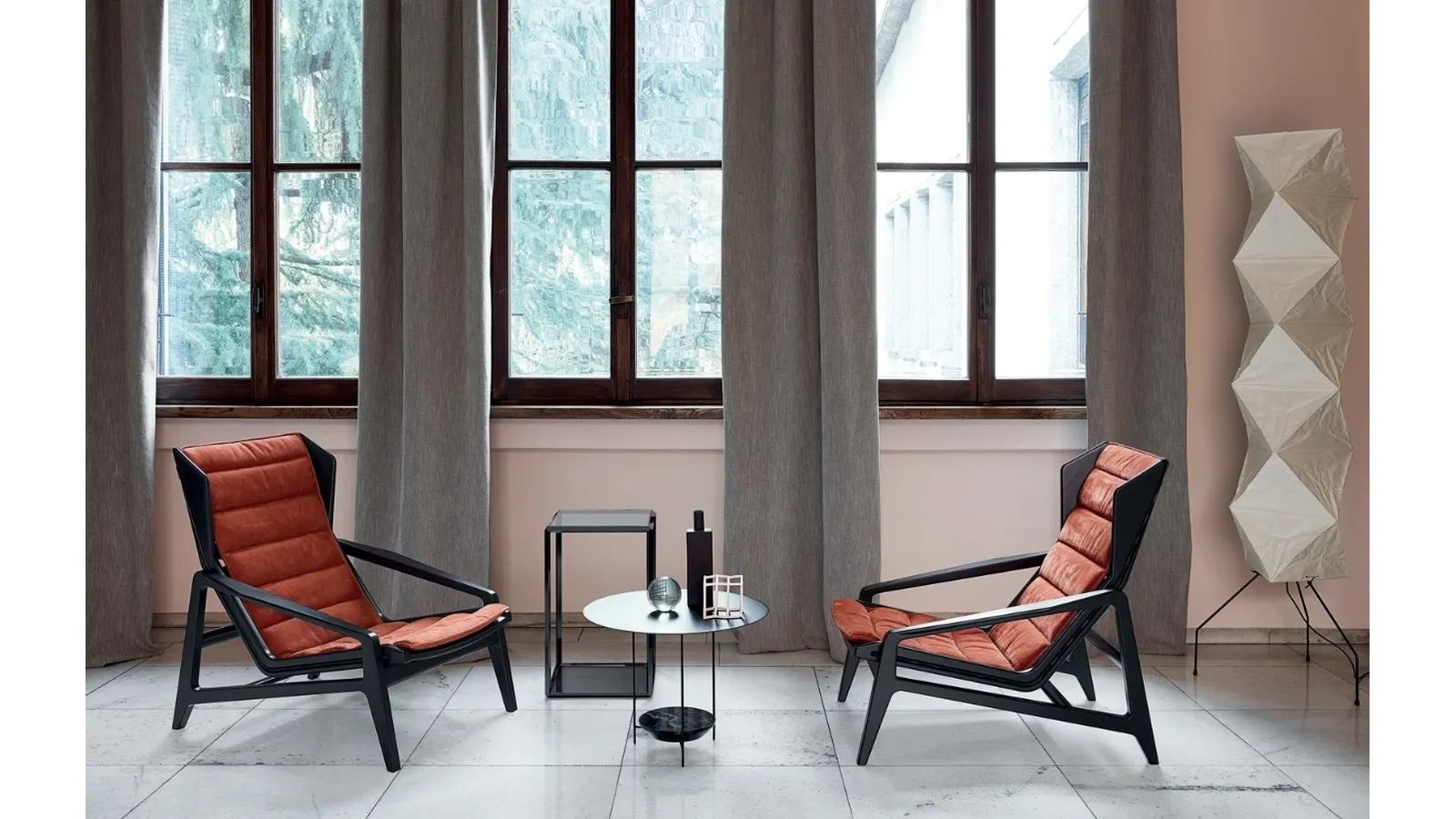 Poltrona di design D-156-3 in tessuto con struttura in legno di Molteni & C