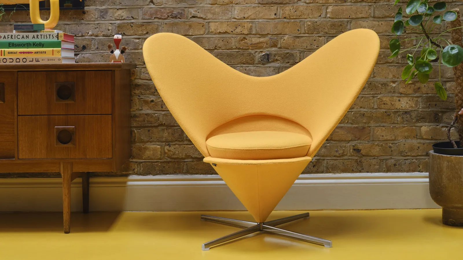 Poltrona Heart Cone Chair di Vitra