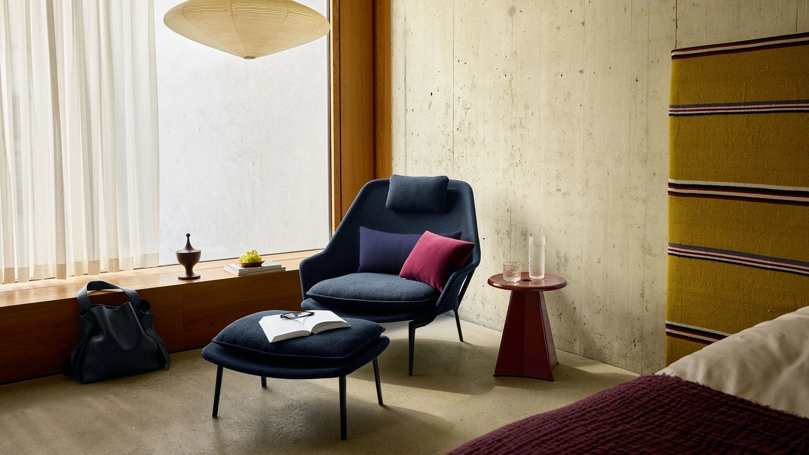 Poltrona Slow Chair & Ottoman di Vitra