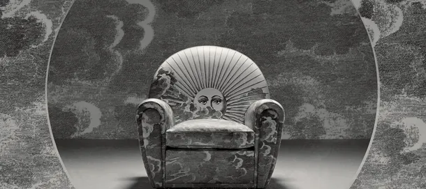 Poltroncina Vanity Fair XC Imagine Edition in pelle stampata di Poltrona Frau