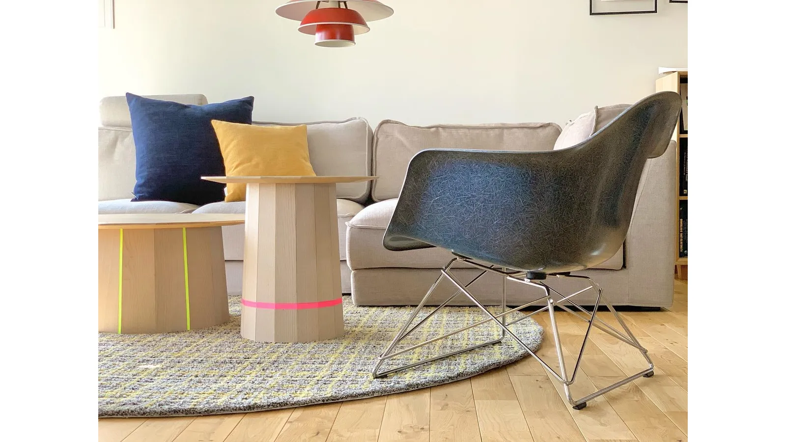 Poltroncina in plastica Eames Fiberglass di Vitra