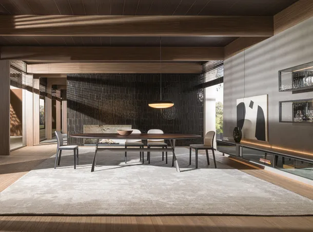 Tavolo ovale Gatwick con top in Eucalipto con disegno a intarsio e struttura in Alluminio in di Molteni & C