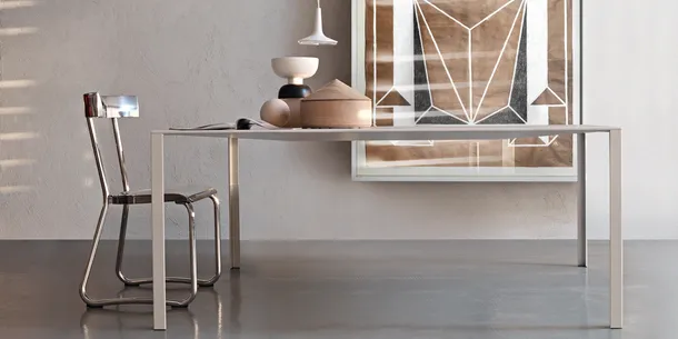 Tavolo Lessless di Molteni & C