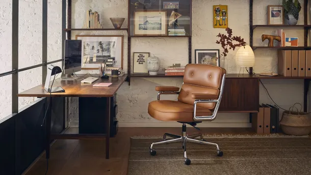 Seduta Operativa in pelle Lobby Chair di Vitra