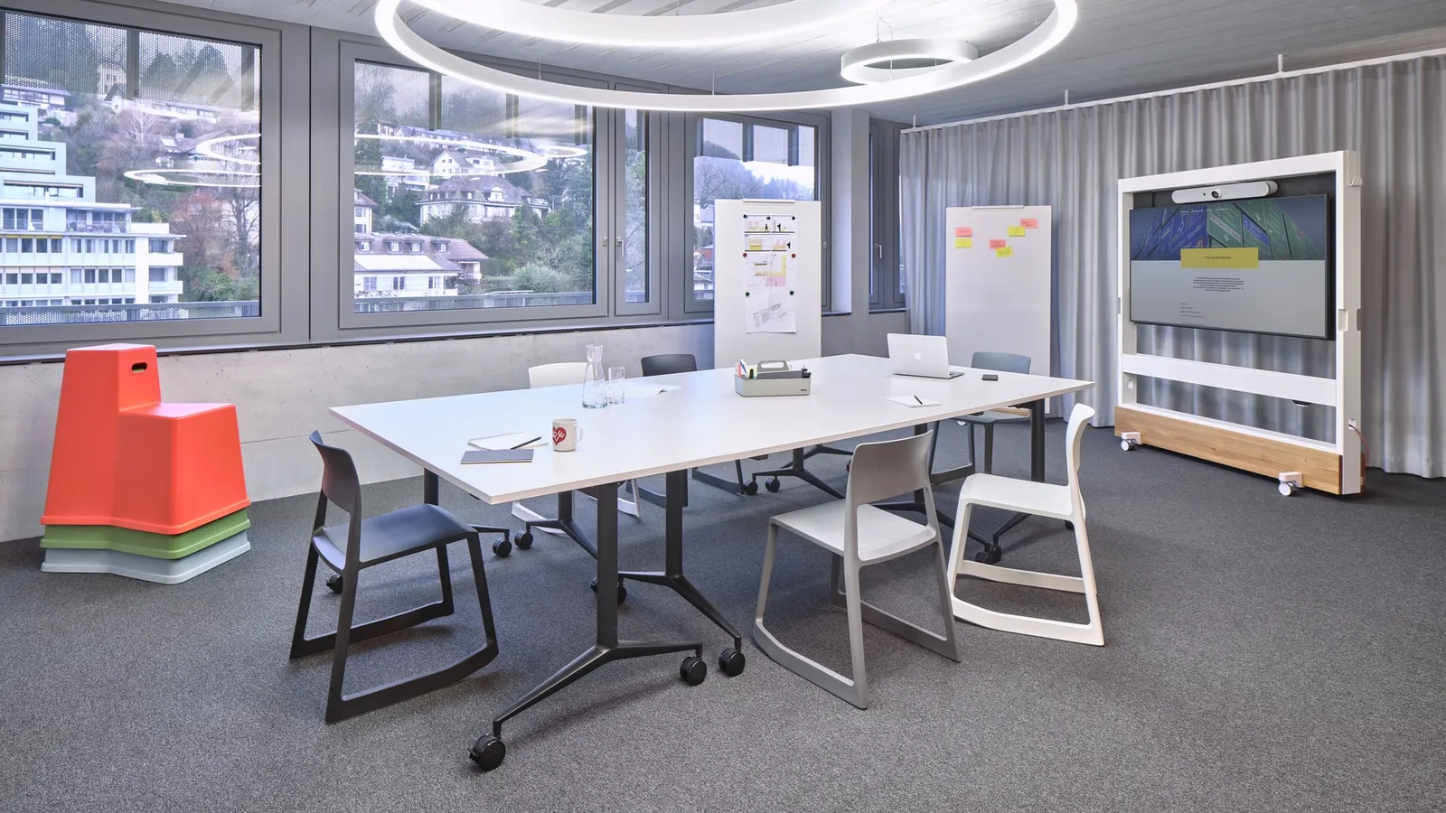 Scrivania Operativa pieghevole MedaMorph Folding Table di Vitra